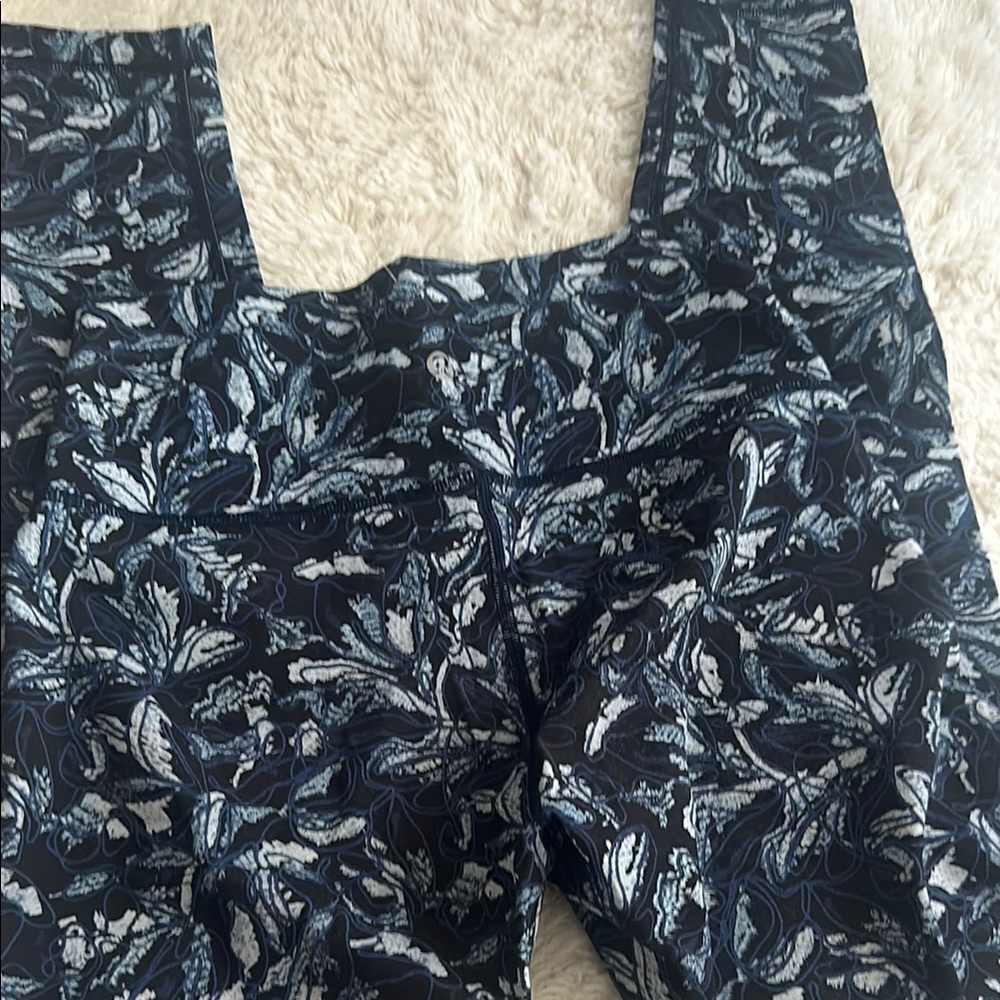 Lululemon Athletica Blue Floral Leggings